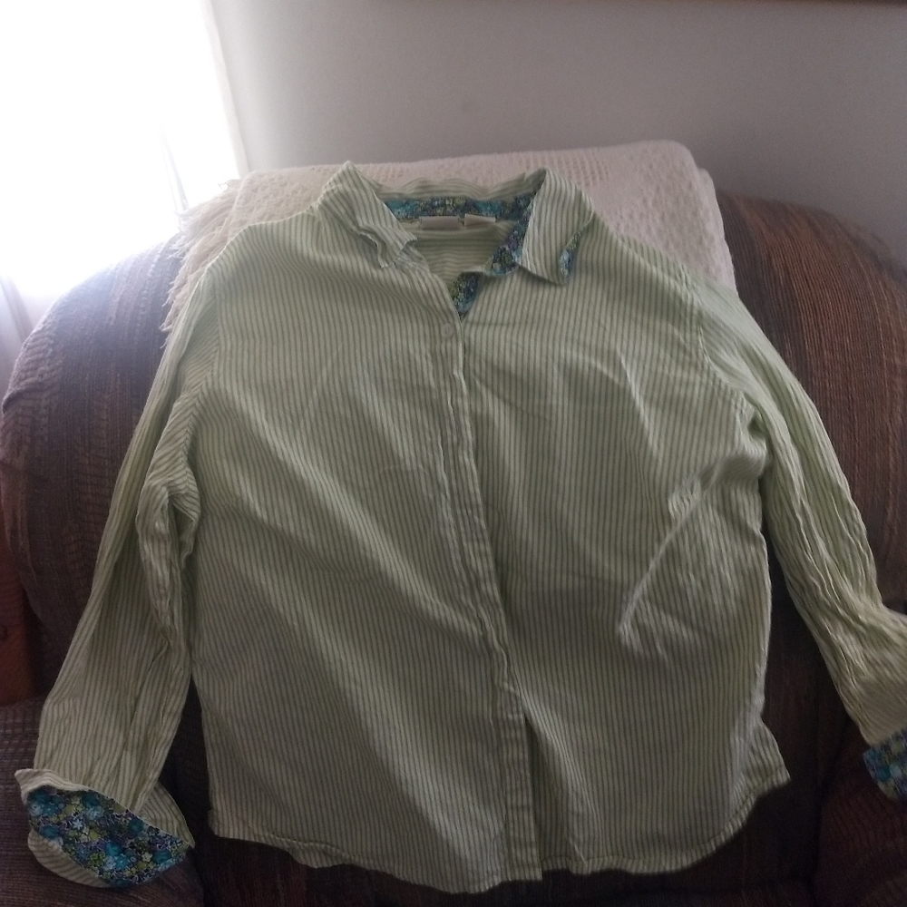 Lg button down top